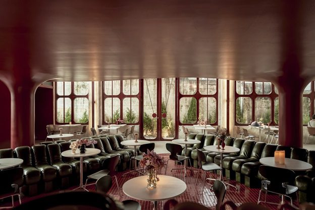 Reden Café & Bistro: Kiệt Tác Kiến Trúc Độc Đáo Giữa Lòng Đà Nẵng 2 1 20240615171516185 img 1