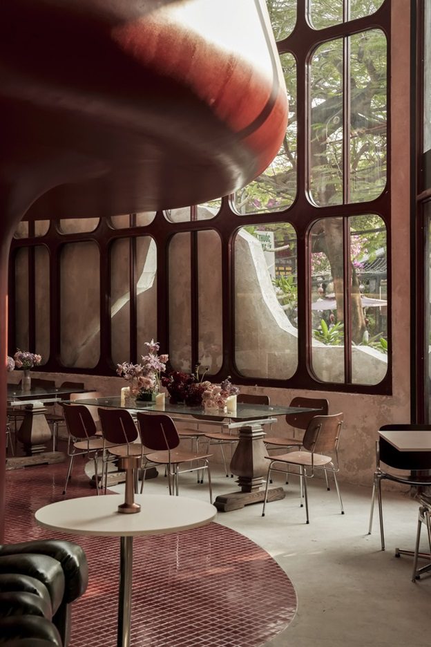 Reden Café & Bistro: Kiệt Tác Kiến Trúc Độc Đáo Giữa Lòng Đà Nẵng 7 1 20240615172117266 img 1
