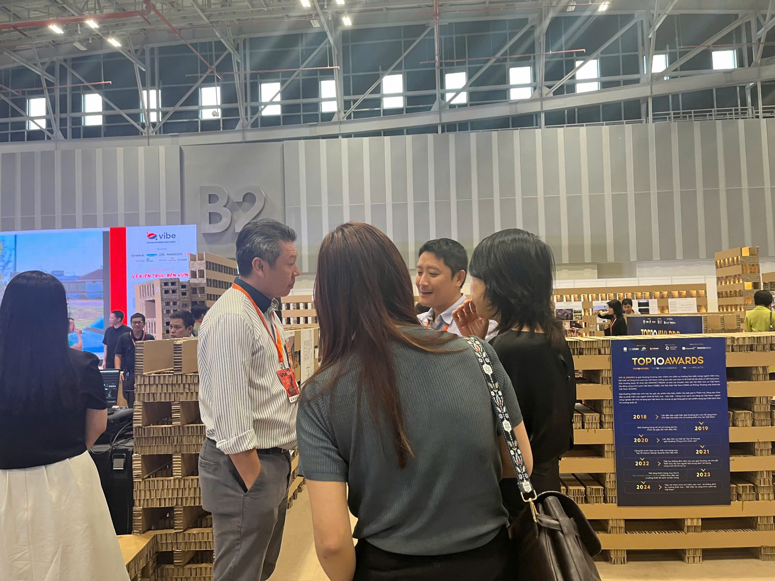 VIBE INITIATIVE | ĐO LƯỜNG KHÍ THẢI CARBON TOÀN TRIỂN LÃM CÙNG GREEN TRANSITION 8 1 20241004155909674 z5895333027728 34e1cc85fb929937e9bb0c5442ead93e scaled
