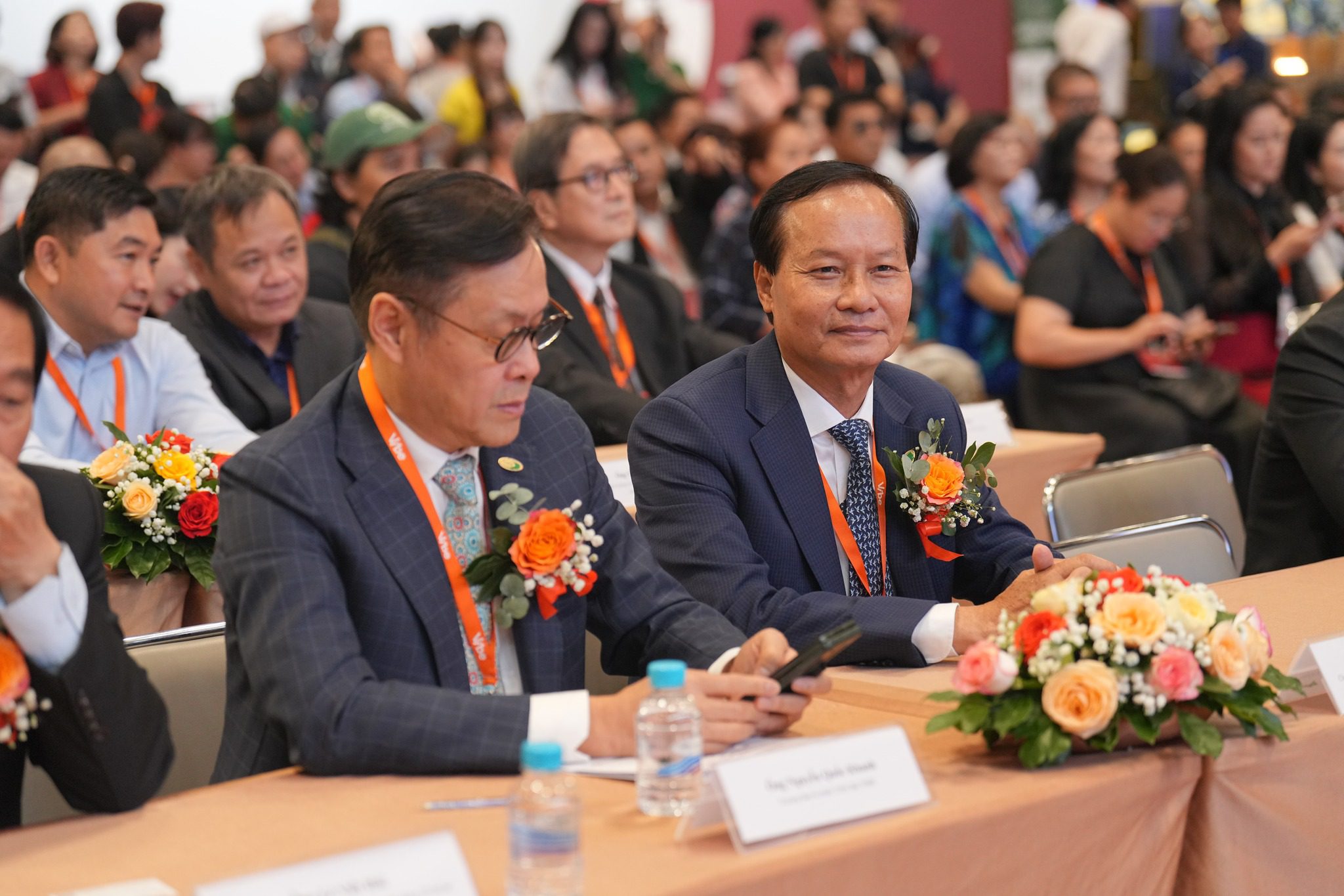 CHÍNH THỨC KHAI MẠC TRIỂN LÃM NỘI THẤT & XÂY DỰNG VIỆT NAM 2024 3 1 20241006121727989 461948037 122167112552246396 1617618620700643807 n