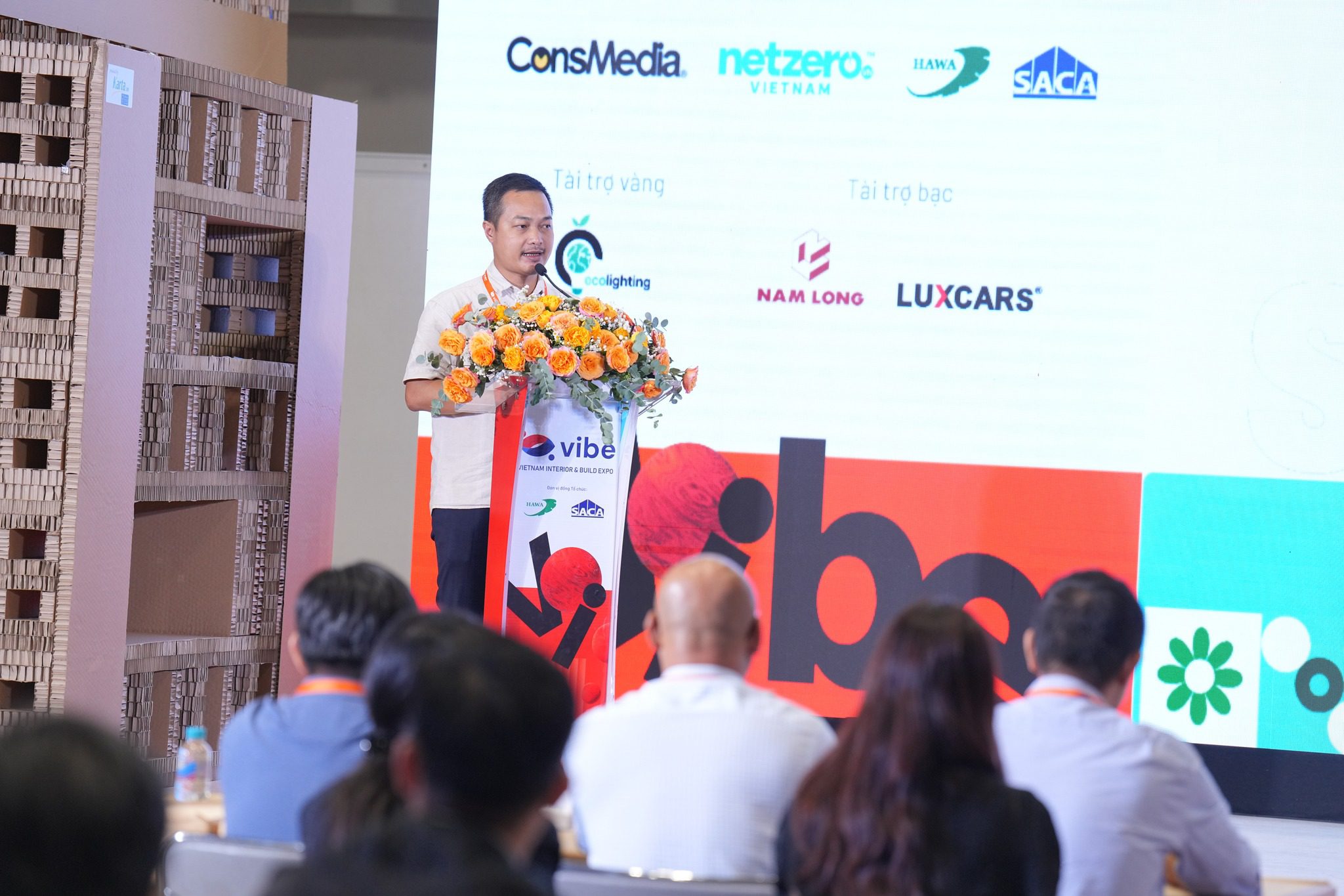 Hội thảo "Phát triển Bền vững - Tiến tới Net Zero ngành Xây dựng" tại VIBE 2024 đã diễn ra thành công! 4 1 20241006230144008 461998277 122167337798246396 8943186538364744941 n