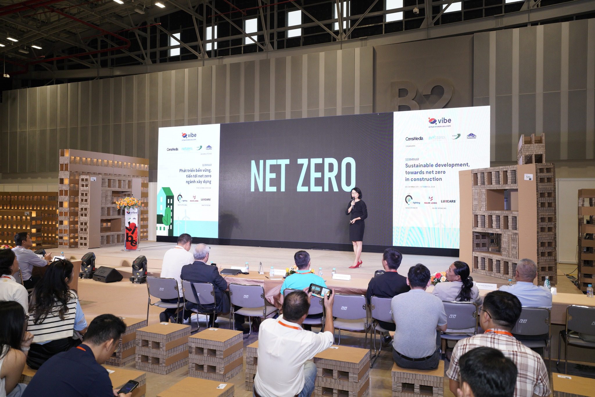 Hội thảo "Phát triển Bền vững - Tiến tới Net Zero ngành Xây dựng" tại VIBE 2024 đã diễn ra thành công! 5 1 20241006230157169 461987083 122167335104246396 8337734429236781557 n