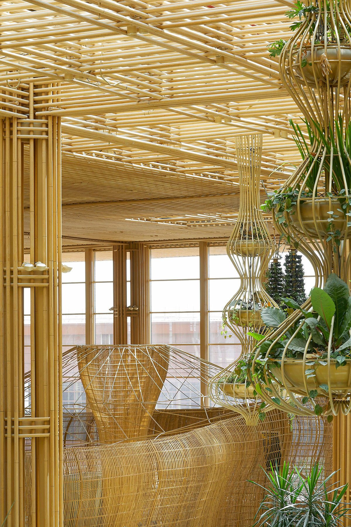 Đột phá nghệ thuật với mây tre uốn lượn tại Sân bay Quốc tế Kempegowda 15 enter projects SOM kempegowda international airport interiors designboom 010