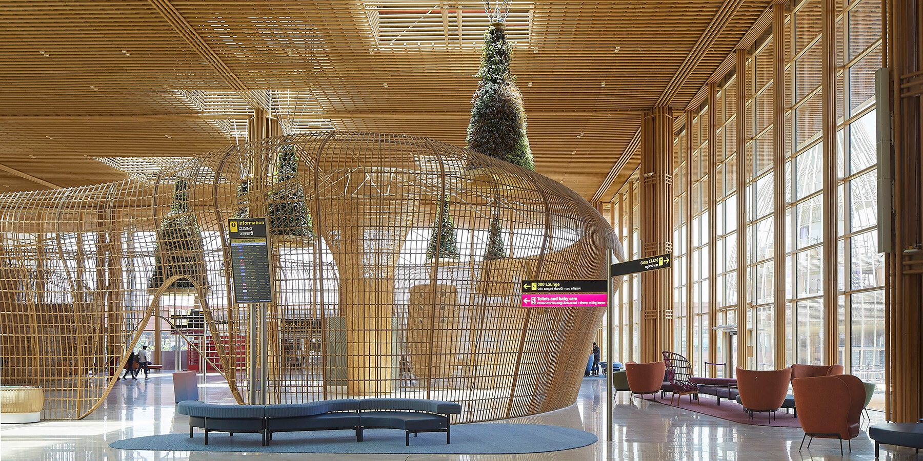 Đột phá nghệ thuật với mây tre uốn lượn tại Sân bay Quốc tế Kempegowda 2 enter projects SOM kempegowda international airport interiors designboom 1800