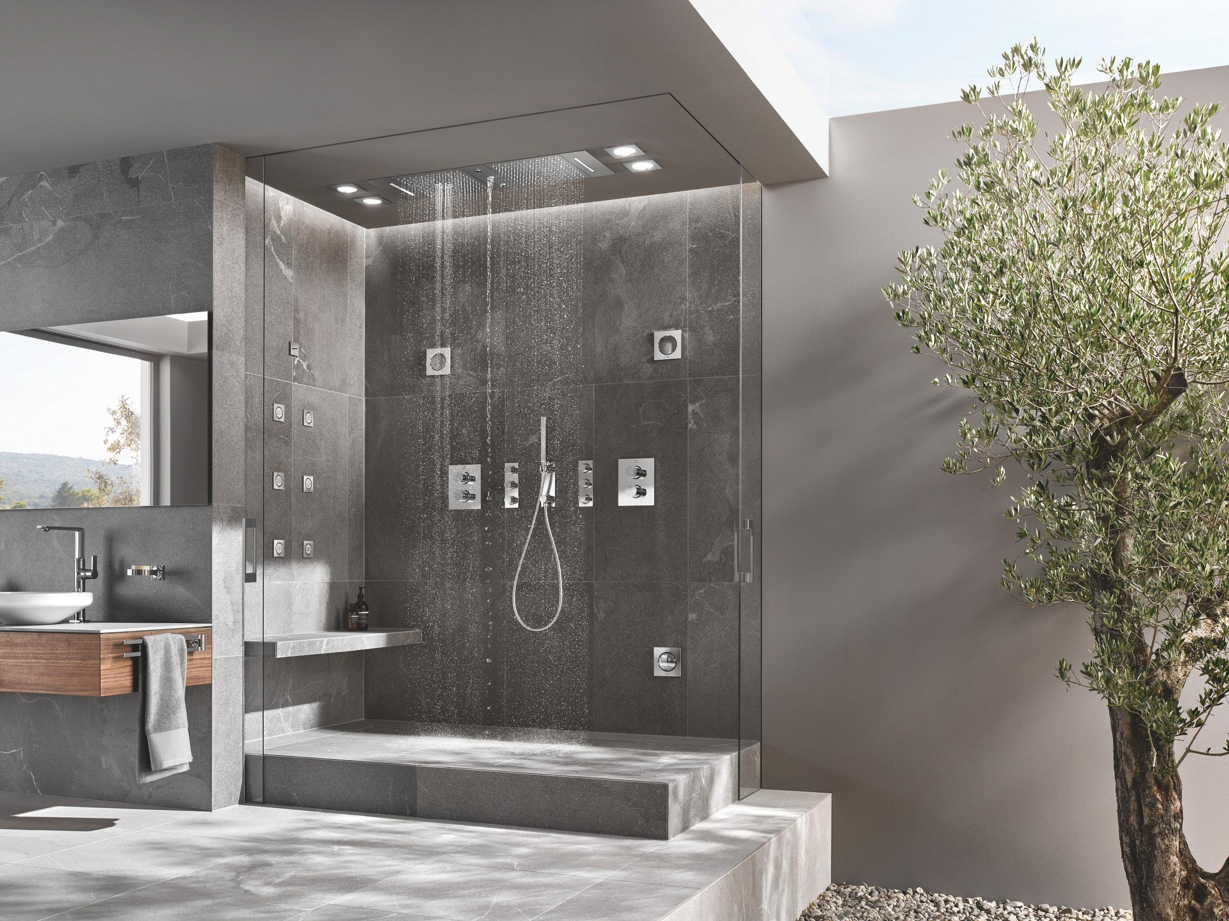 Rainshower Aqua Pure cua GROHE mang den trai nghiem tam ca nhan hoa